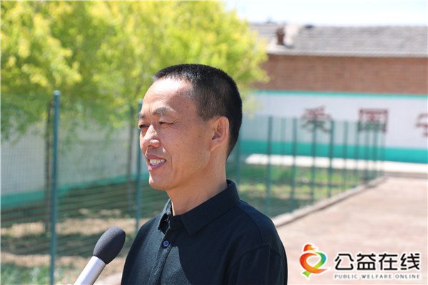 飞鹤奶粉助残公益行呵护心灵成长志愿服务活动走进特效学校